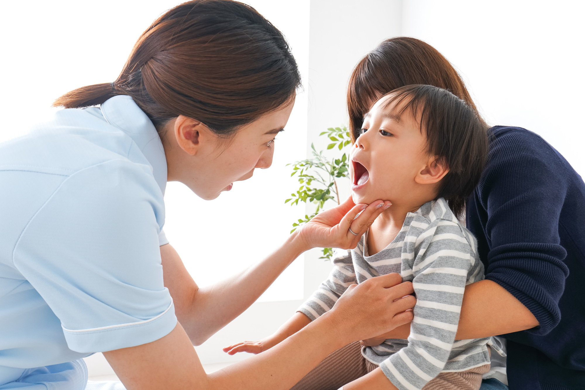 家族で歯医者に通う習慣を付けましょう！